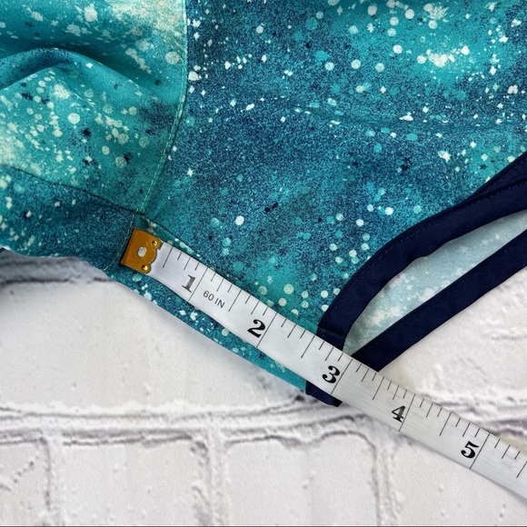 Nike Woman’s Dri-Fit Running shorts size XS Teal color - Picture 8 of 10